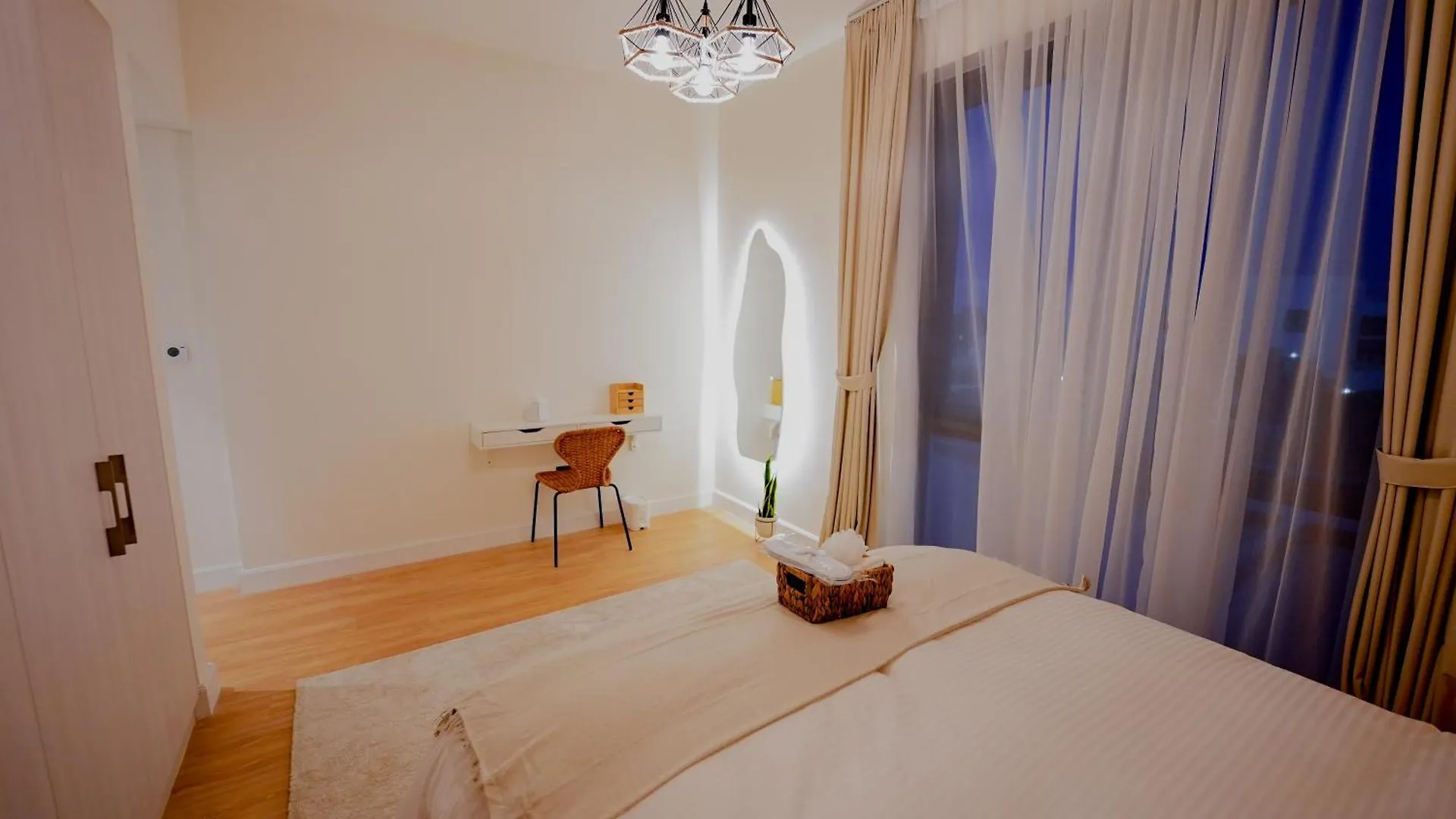 Yas Island Villa- 4Br Luxury Smart Home, Up To 9 Guests, Near Yas Theme Parks 阿布扎比
