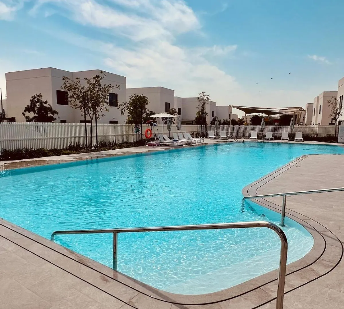 Yas Island Villa- 4Br Luxury Smart Home, Up To 9 Guests, Near Yas Theme Parks 阿布扎比